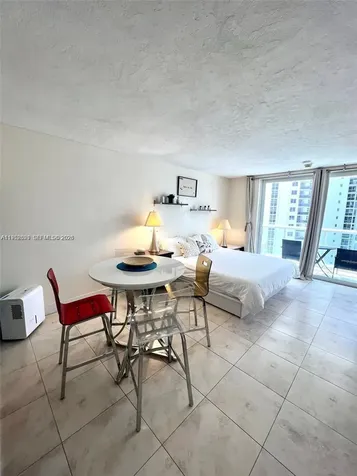 19201 Collins Avenue Sunny Isles Beach FL 33160