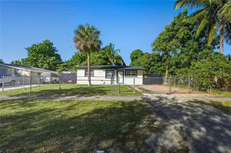 881 NW 34th Avenue Lauderhill FL 33311