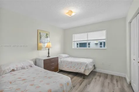 4141 Collins Avenue Miami Beach FL 33140