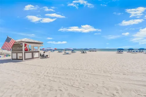 4141 Collins Avenue Miami Beach FL 33140