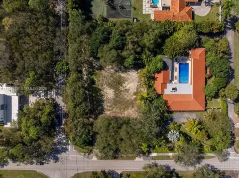 9790 SW 67th Avenue Pinecrest FL 33156