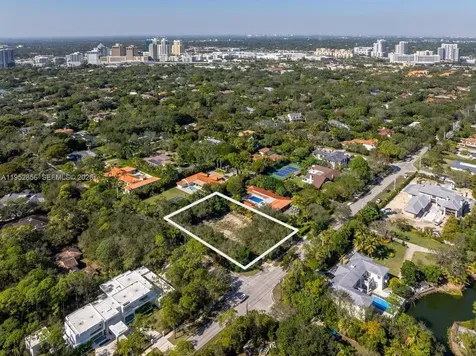 9790 SW 67th Avenue Pinecrest FL 33156