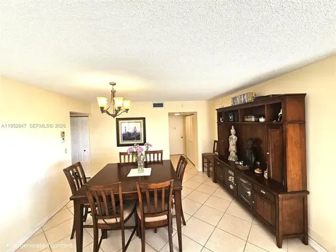 20335 W Country Club Drive Aventura FL 33180