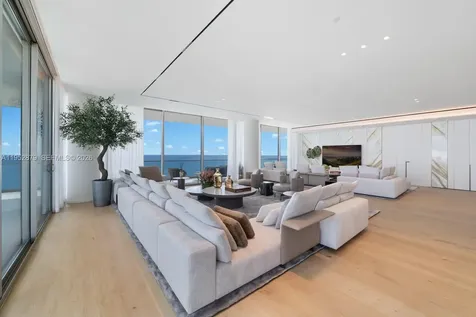 10203 Collins Avenue Bal Harbour FL 33154