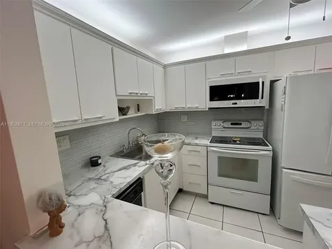 5640 SW 3rd Place Margate FL 33068