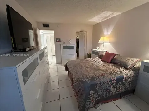 5640 SW 3rd Place Margate FL 33068