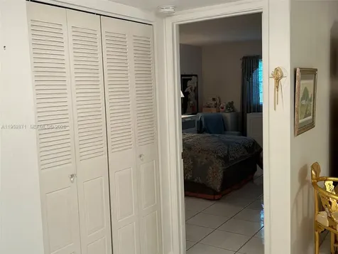 5640 SW 3rd Place Margate FL 33068