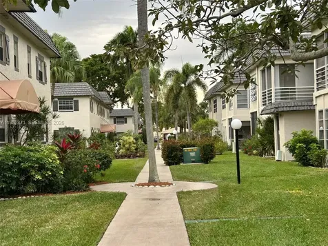 5640 SW 3rd Place Margate FL 33068