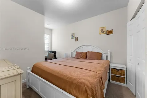 3213 SE 7th Court Homestead FL 33033