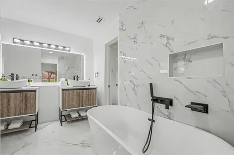 15815 SW 85th Avenue Palmetto Bay FL 33157