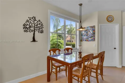 4441 Stone Ridge Way Weston FL 33331