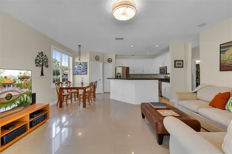 4441 Stone Ridge Way Weston FL 33331