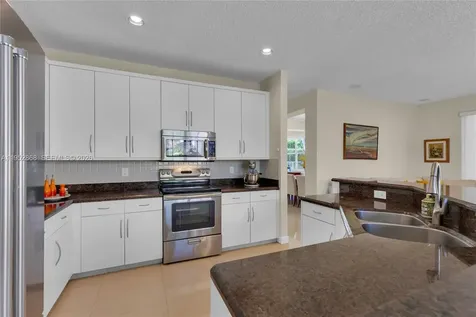 4441 Stone Ridge Way Weston FL 33331