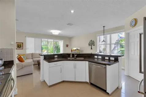 4441 Stone Ridge Way Weston FL 33331