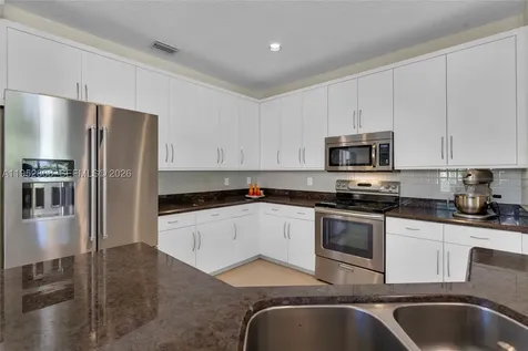 4441 Stone Ridge Way Weston FL 33331