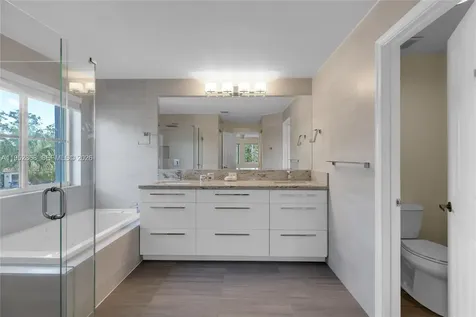 4441 Stone Ridge Way Weston FL 33331