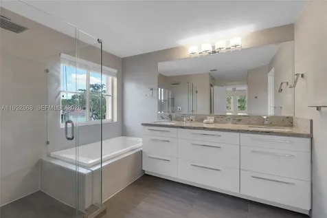 4441 Stone Ridge Way Weston FL 33331
