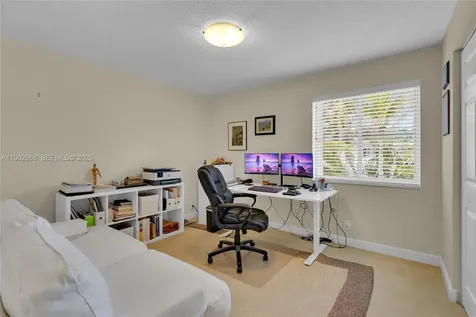 4441 Stone Ridge Way Weston FL 33331