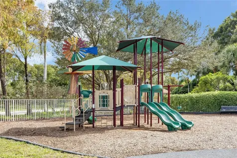 4441 Stone Ridge Way Weston FL 33331
