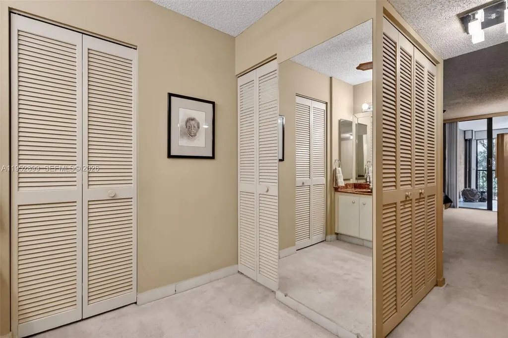 2810 N 46th Avenue Hollywood FL 33021