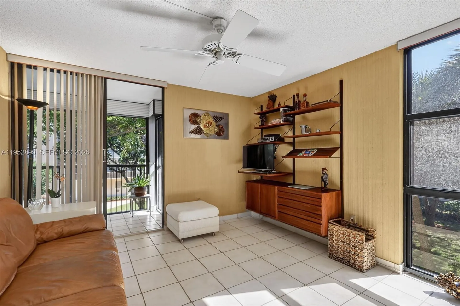 2810 N 46th Avenue Hollywood FL 33021