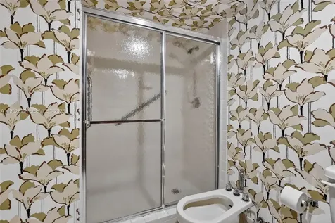2810 N 46th Avenue Hollywood FL 33021