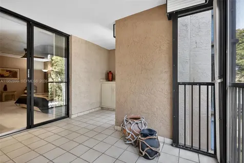2810 N 46th Avenue Hollywood FL 33021
