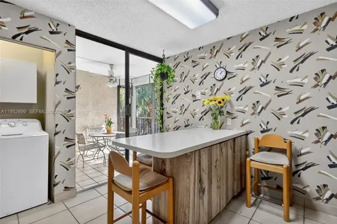 2810 N 46th Avenue Hollywood FL 33021