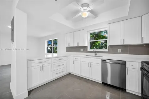 7911 SW 9th Street North Lauderdale FL 33068