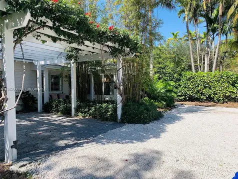 4218 Braganza Avenue Miami FL 33133