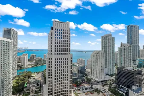 68 SE 6th Street Miami FL 33131