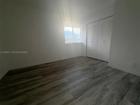 21300 NE 8th Court Miami FL 33179