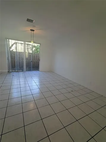 21300 NE 8th Court Miami FL 33179