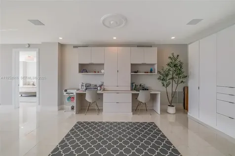 3400 SW 27th Avenue Miami FL 33133