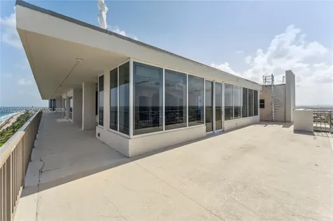 1021 Hillsboro Mile Hillsboro Beach FL 33062