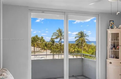 465 Ocean Drive Miami Beach FL 33139