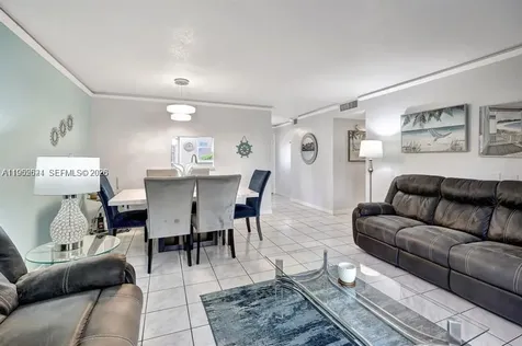 219 NE 14th Avenue Hallandale Beach FL 33009