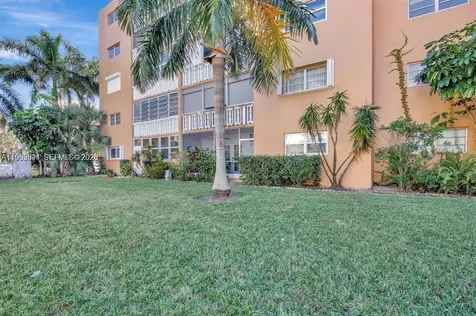 219 NE 14th Avenue Hallandale Beach FL 33009