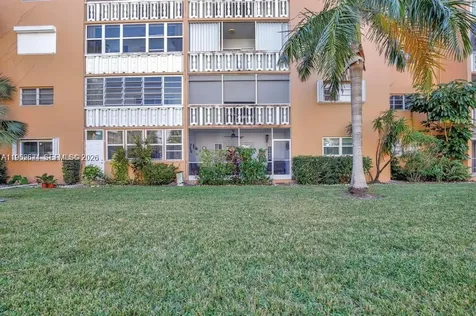 219 NE 14th Avenue Hallandale Beach FL 33009