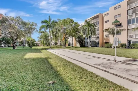 219 NE 14th Avenue Hallandale Beach FL 33009