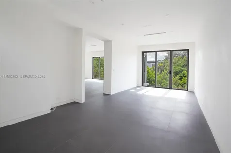 1103 SW 22nd Terrace Miami FL 33129
