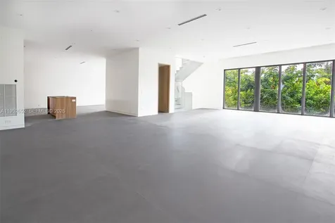 1103 SW 22nd Terrace Miami FL 33129
