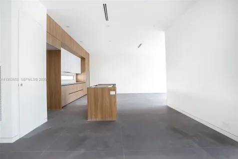 1103 SW 22nd Terrace Miami FL 33129