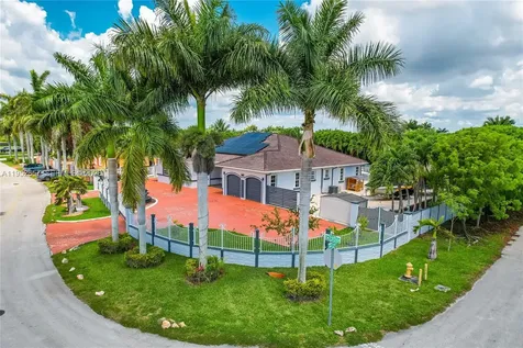 12969 SW 220th Terrace Miami FL 33170