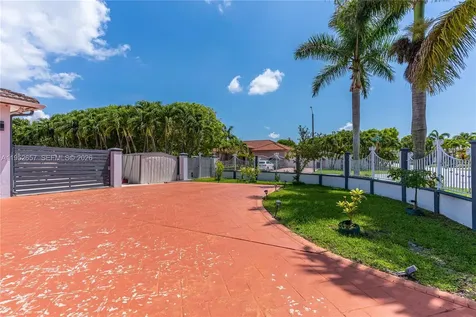 12969 SW 220th Terrace Miami FL 33170