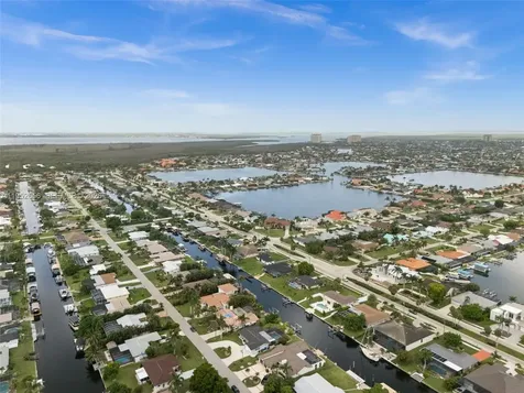 5122 SW 3rd Avenue Cape Coral FL 33914