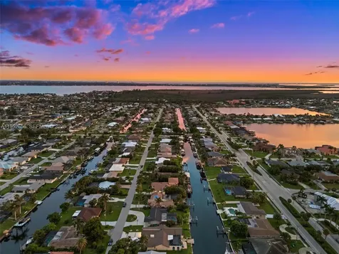 5122 SW 3rd Avenue Cape Coral FL 33914