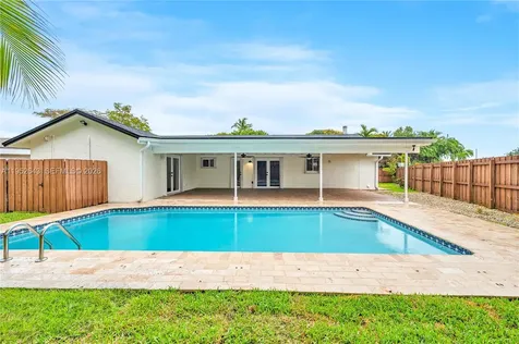 15930 SW 90th Avenue Palmetto Bay FL 33157