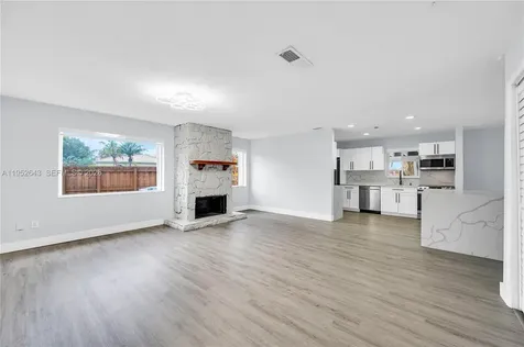 15930 SW 90th Avenue Palmetto Bay FL 33157