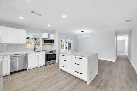 15930 SW 90th Avenue Palmetto Bay FL 33157